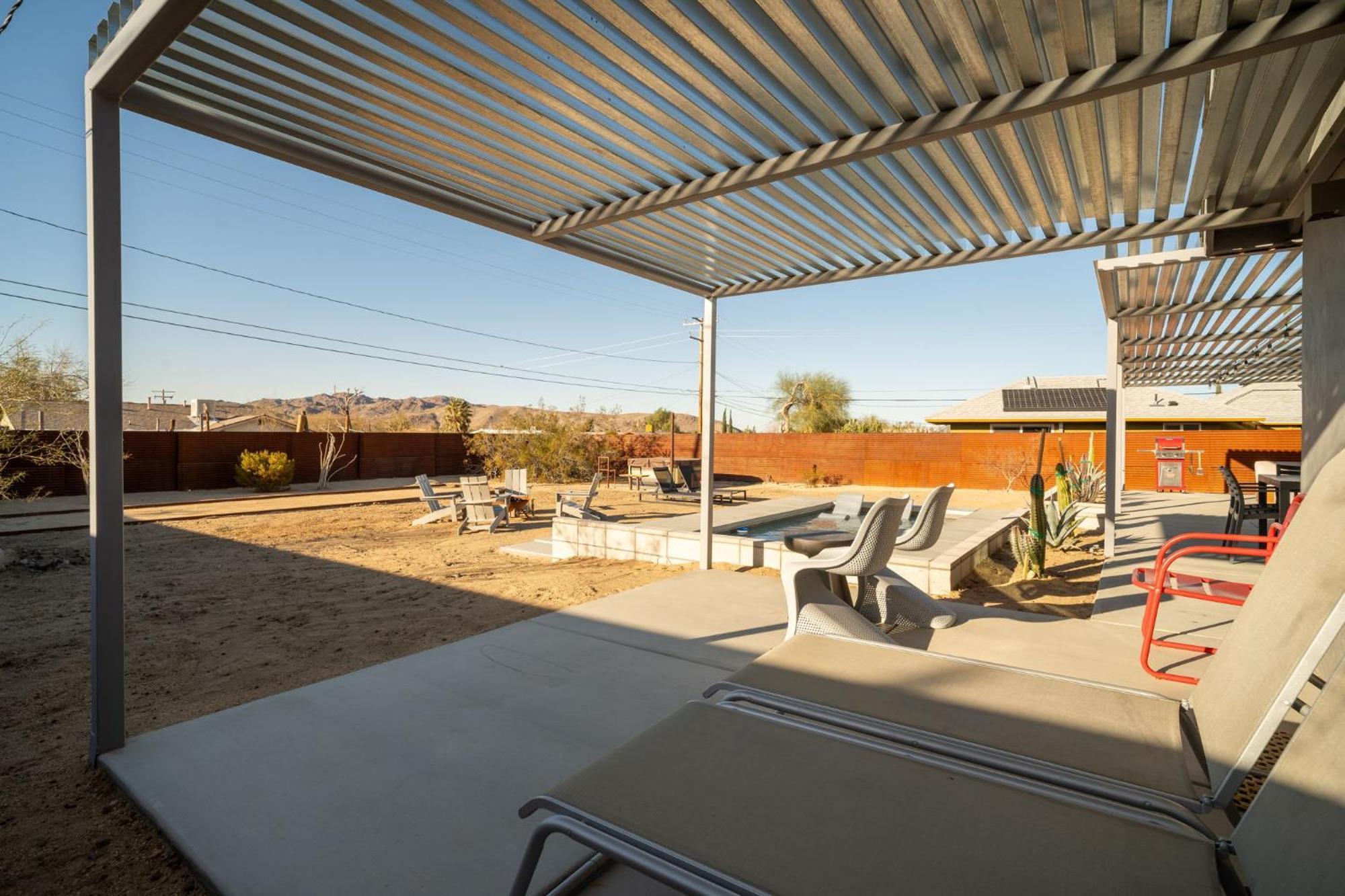 Hidden Valley Cottage - Modern Home In Jt Hot Tub โจชัวทรี ภายนอก รูปภาพ