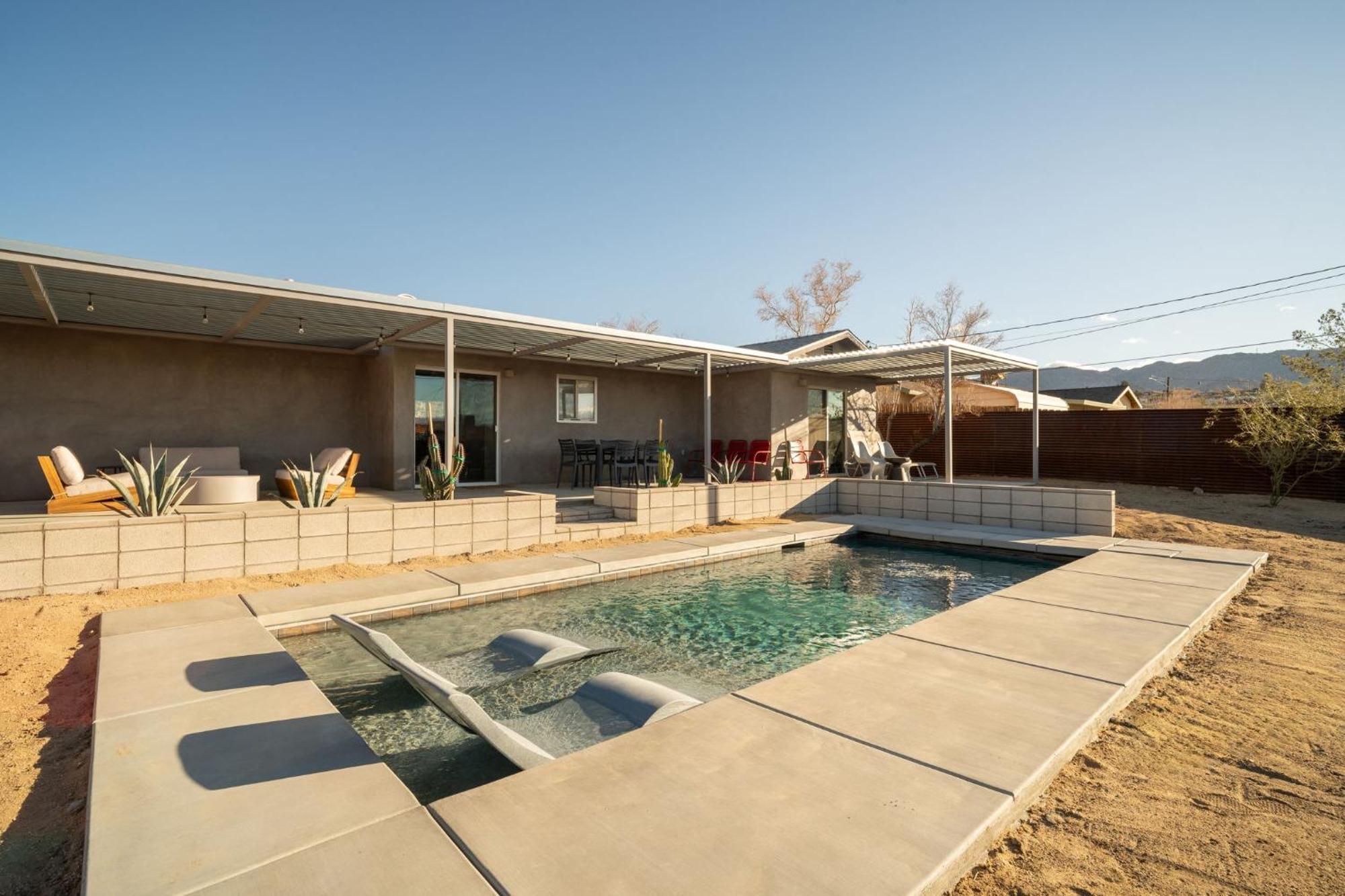 Hidden Valley Cottage - Modern Home In Jt Hot Tub โจชัวทรี ภายนอก รูปภาพ