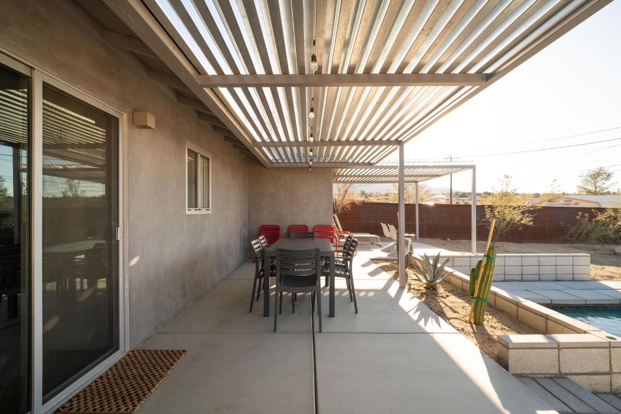 Hidden Valley Cottage - Modern Home In Jt Hot Tub โจชัวทรี ภายนอก รูปภาพ
