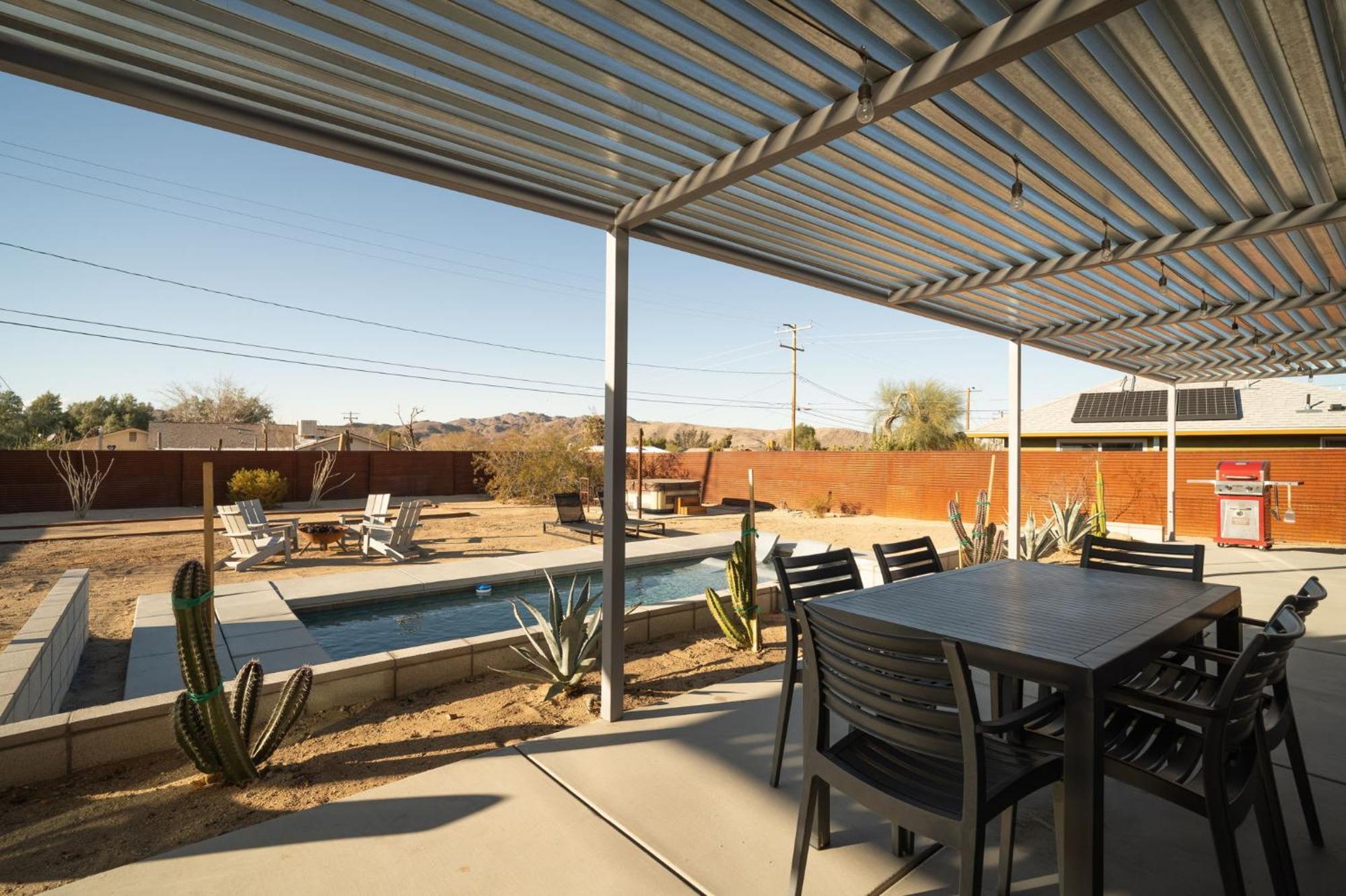 Hidden Valley Cottage - Modern Home In Jt Hot Tub โจชัวทรี ภายนอก รูปภาพ